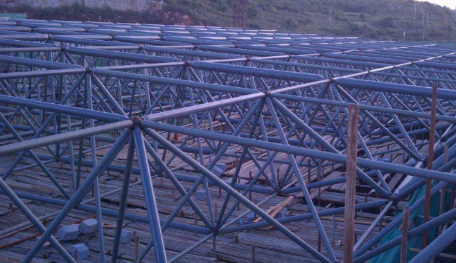 登封概述网架加工公司对网架保温隔热的办法